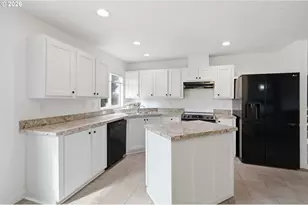 734 Filbert Ave, Eugene, OR 97404 - Photo 11