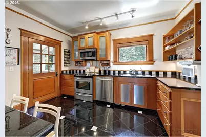2734 SW Fern St, Portland, OR 97201 - Photo 11