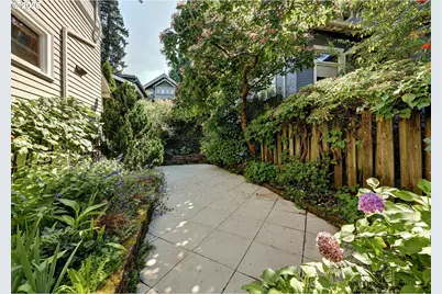 2734 SW Fern St, Portland, OR 97201 - Photo 29