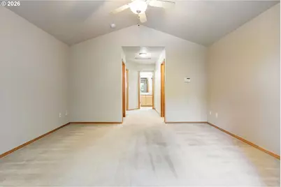 65 SE 88th Ave, Portland, OR 97216 - Photo 13