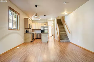 65 SE 88th Ave, Portland, OR 97216 - Photo 11