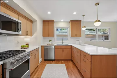 324 Laurel St, Lake Oswego, OR 97034 - Photo 7
