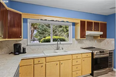 1459 Kingwood Ave, Coos Bay, OR 97420 - Photo 17