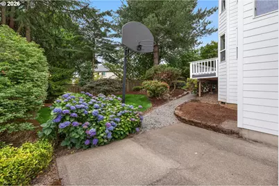12084 SE Sovereign Dr, Happy Valley, OR 97086 - Photo 31