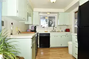 1790117903 NE Wasco St, Portland, OR 97230 - Photo 7