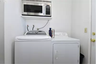 1790117903 NE Wasco St, Portland, OR 97230 - Photo 19