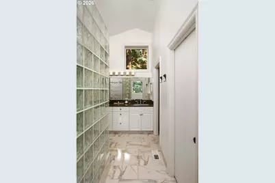 1430 SW Highland Rd, Portland, OR 97221 - Photo 29