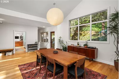 1430 SW Highland Rd, Portland, OR 97221 - Photo 11