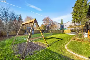 3745 SE Drake St, Milwaukie, OR 97222 - Photo 23