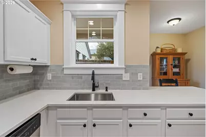 5727 NE Tillamook St, Portland, OR 97213 - Photo 19