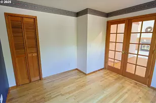 1368 Bayview St, North Bend, OR 97459 - Photo 5