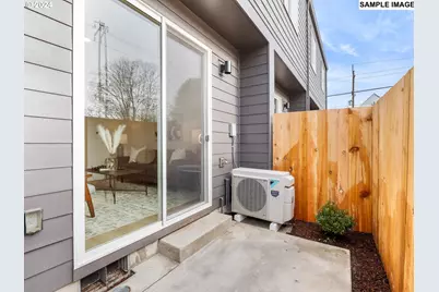 4370 N Gantenbein Ave #4, Portland, OR 97217 - Photo 23