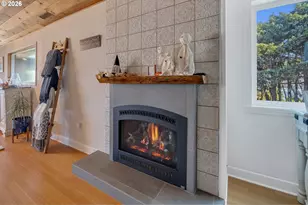424 SW Cliff St, Depoe Bay, OR 97341 - Photo 17