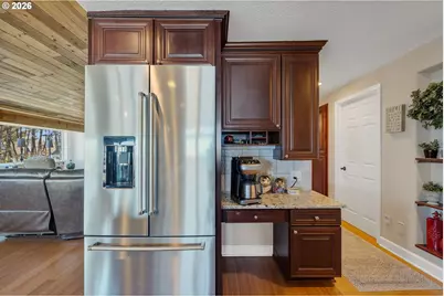 424 SW Cliff St, Depoe Bay, OR 97341 - Photo 11