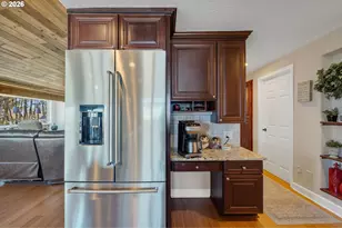 424 SW Cliff St, Depoe Bay, OR 97341 - Photo 11
