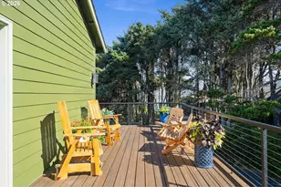 424 SW Cliff St, Depoe Bay, OR 97341 - Photo 39