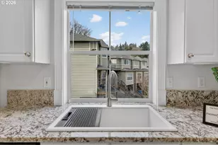 4934 SW 1st Ave, Portland, OR 97239 - Photo 13