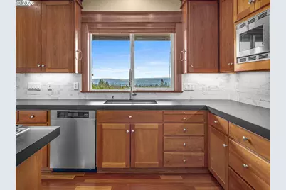 1815 NW Rosefinch Ln, Portland, OR 97229 - Photo 17