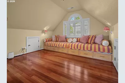 1815 NW Rosefinch Ln, Portland, OR 97229 - Photo 37