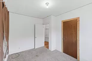 842 Oregon Ave, North Bend, OR 97459 - Photo 21