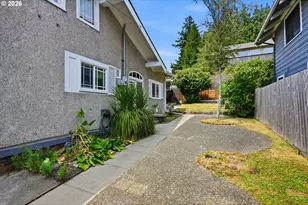 842 Oregon Ave, North Bend, OR 97459 - Photo 43