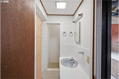 842 Oregon Ave, North Bend, OR 97459 - Photo 41