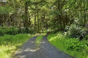 91788 Alderwood Ln, Coos Bay, OR 97420 - Photo 9