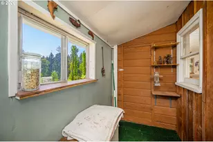 40168 Booth Kelly Rd, Springfield, OR 97478 - Photo 23