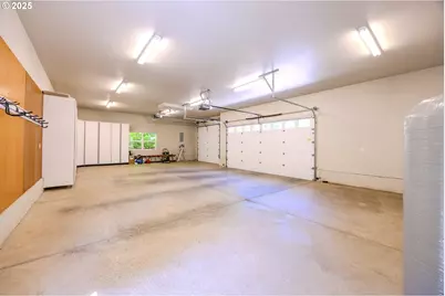 5500 Meadow Lake Way, Florence, OR 97439 - Photo 33