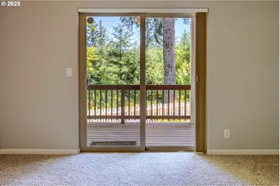 5500 Meadow Lake Way, Florence, OR 97439 - Photo 31