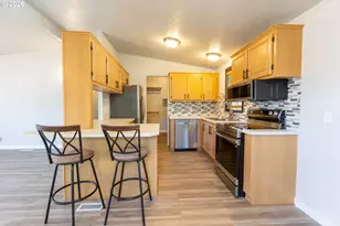 2601 NE Jack London St, Corvallis, OR 97330 - Photo 13