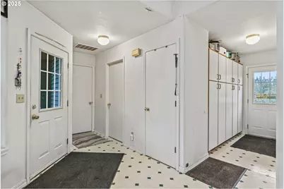 1707 NW 354th St, La Center, WA 98629 - Photo 13