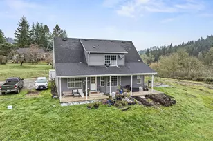 1707 NW 354th St, La Center, WA 98629 - Photo 1