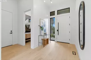 6233 SW Hamilton Way, Portland, OR 97221 - Photo 9