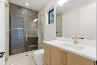 6233 SW Hamilton Way, Portland, OR 97221 - Photo 41