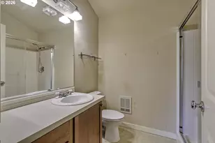 1923 NE 50th Way, Hillsboro, OR 97124 - Photo 21