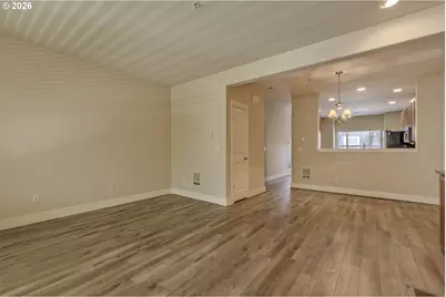 1923 NE 50th Way, Hillsboro, OR 97124 - Photo 7