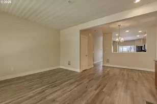 1923 NE 50th Way, Hillsboro, OR 97124 - Photo 7