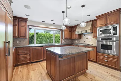 7610 SW Arbor Glen Ct, Wilsonville, OR 97070 - Photo 13