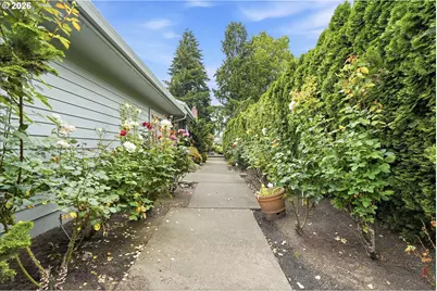 7610 SW Arbor Glen Ct, Wilsonville, OR 97070 - Photo 3