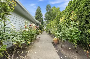 7610 SW Arbor Glen Ct, Wilsonville, OR 97070 - Photo 3
