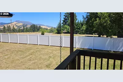 220 Wild River Dr, Roseburg, OR 97470 - Photo 45