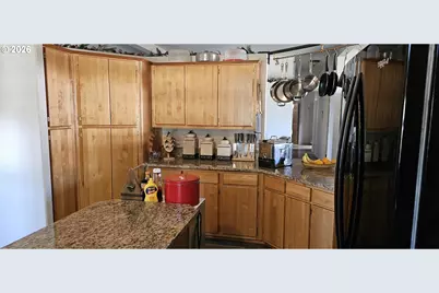 220 Wild River Dr, Roseburg, OR 97470 - Photo 9
