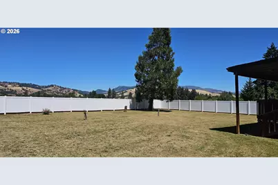 220 Wild River Dr, Roseburg, OR 97470 - Photo 43
