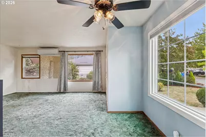 8221 NE Alberta St, Portland, OR 97220 - Photo 9