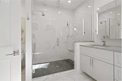 3884 Lake Grove Ave, Lake Oswego, OR 97035 - Photo 25