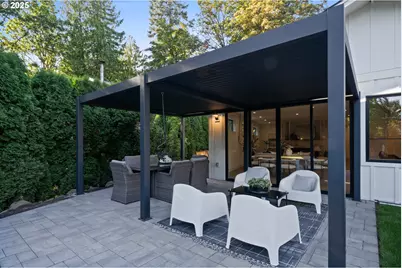 3884 Lake Grove Ave, Lake Oswego, OR 97035 - Photo 43