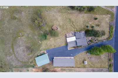 53939 Pine Grove Rd, La Pine, OR 97739 - Photo 13