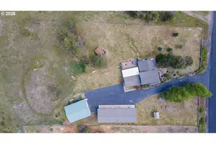 53939 Pine Grove Rd, La Pine, OR 97739 - Photo 13