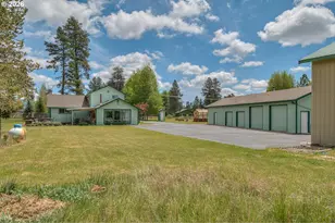 53939 Pine Grove Rd, La Pine, OR 97739 - Photo 3